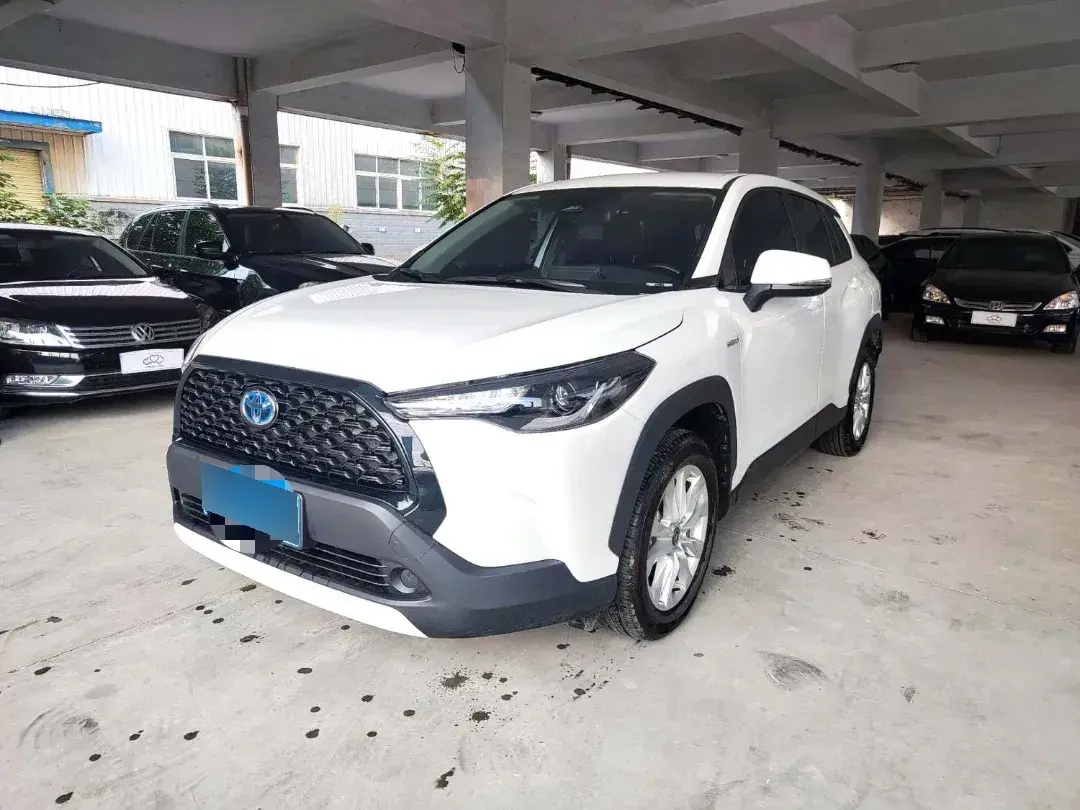 2024 Toyota Corolla Cross 2.0L 152HP L4 E-CVT Hybrid