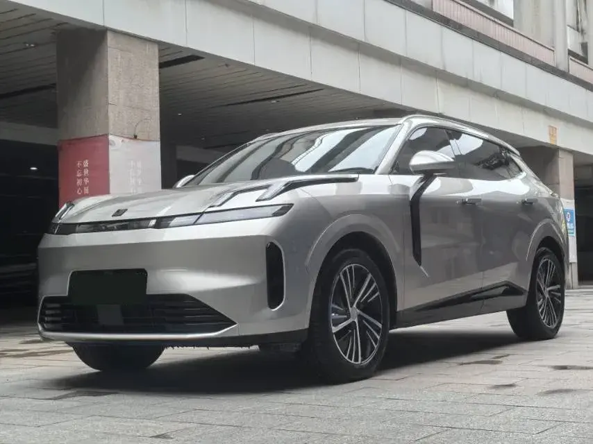 2023 LYNK&CO 08 EM-P 1.5T 163HP L4 3DHT PHEV 21.2KWH