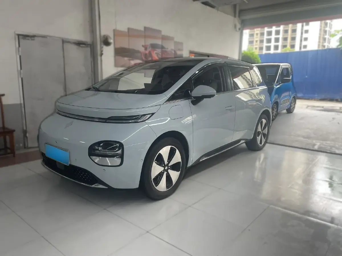 2023 BaoJun Cloud BEV 50.6KWH
