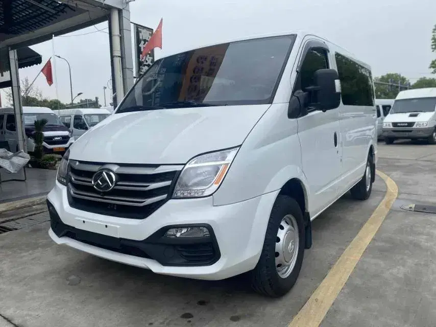 2023 MAXUS XinTu V80 2.0T 139HP L4 6AMT