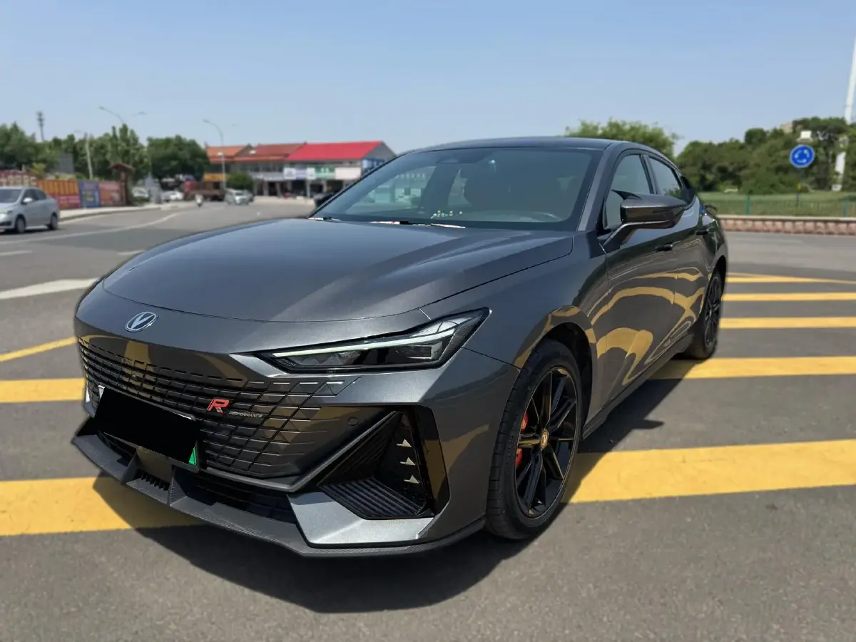 2023 ChangAn UNI-V iDD 1.5T 170HP L4 6TCT PHEV 18.4KWH