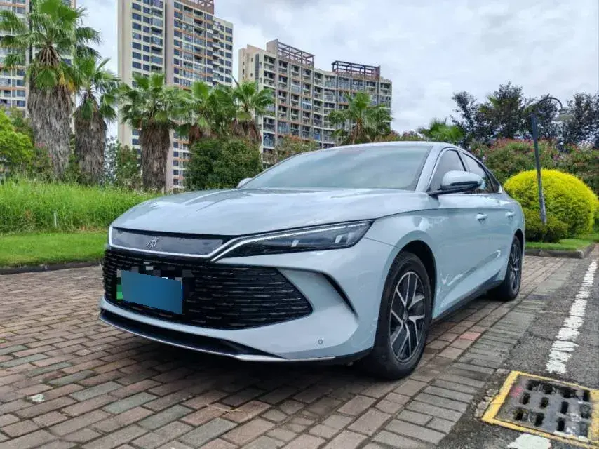 2024 BYD QinL 1.5L 101HP L4 E-CVT PHEV 15.87KWH