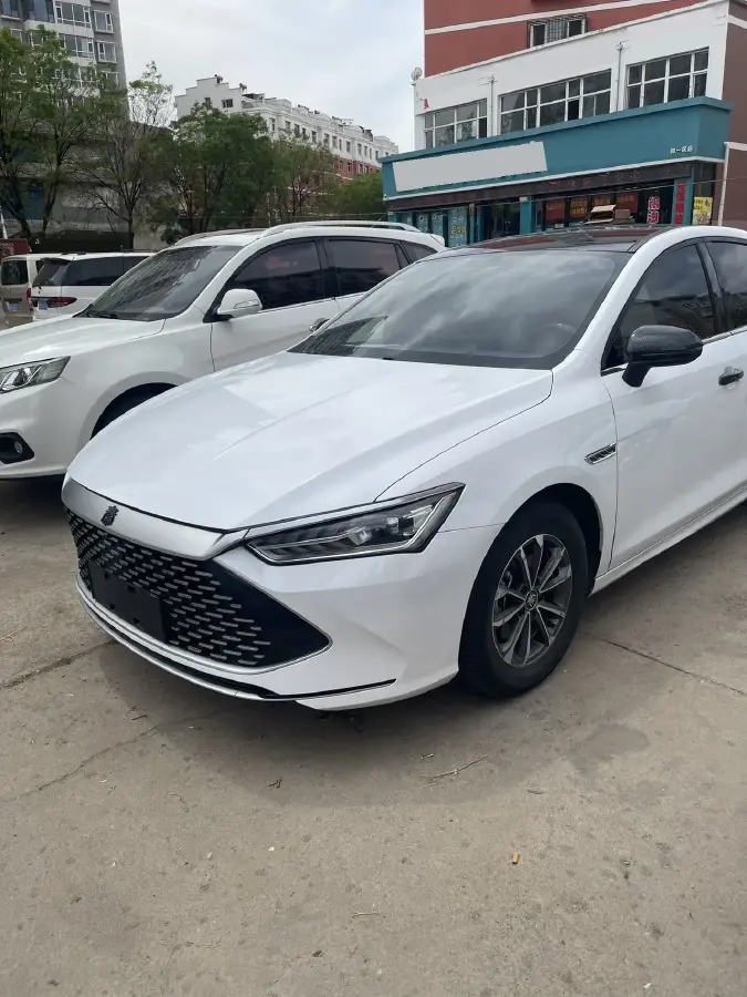 2023 BYD Qin Plus 1.5L 110HP L4 E-CVT PHEV 18.32KWH