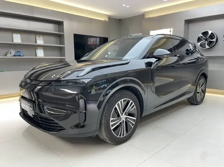 2023 LYNK&CO 08 EM-P 1.5T 163HP L4 3DHT PHEV 21.2KWH