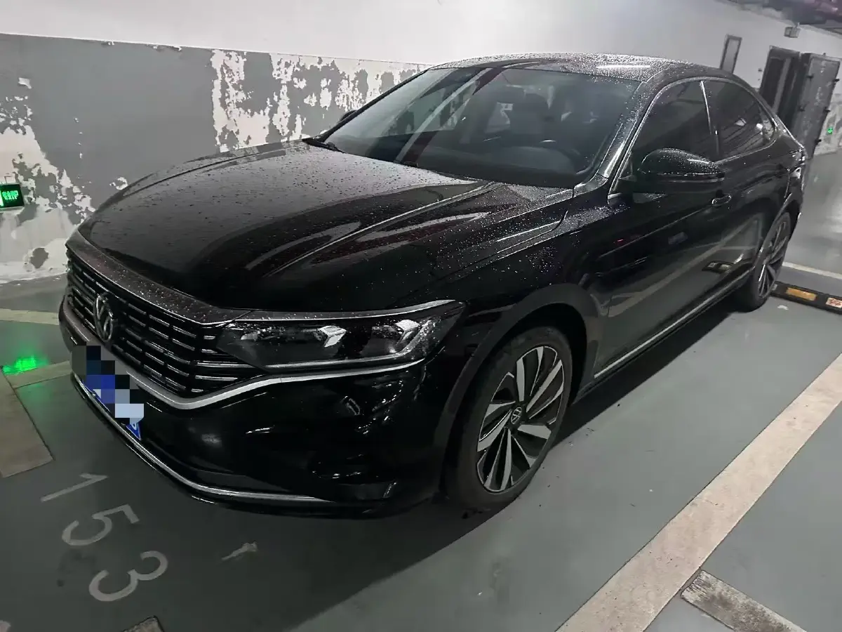 2022 Volkswagen Passat 2.0T 186HP L4 7DCT