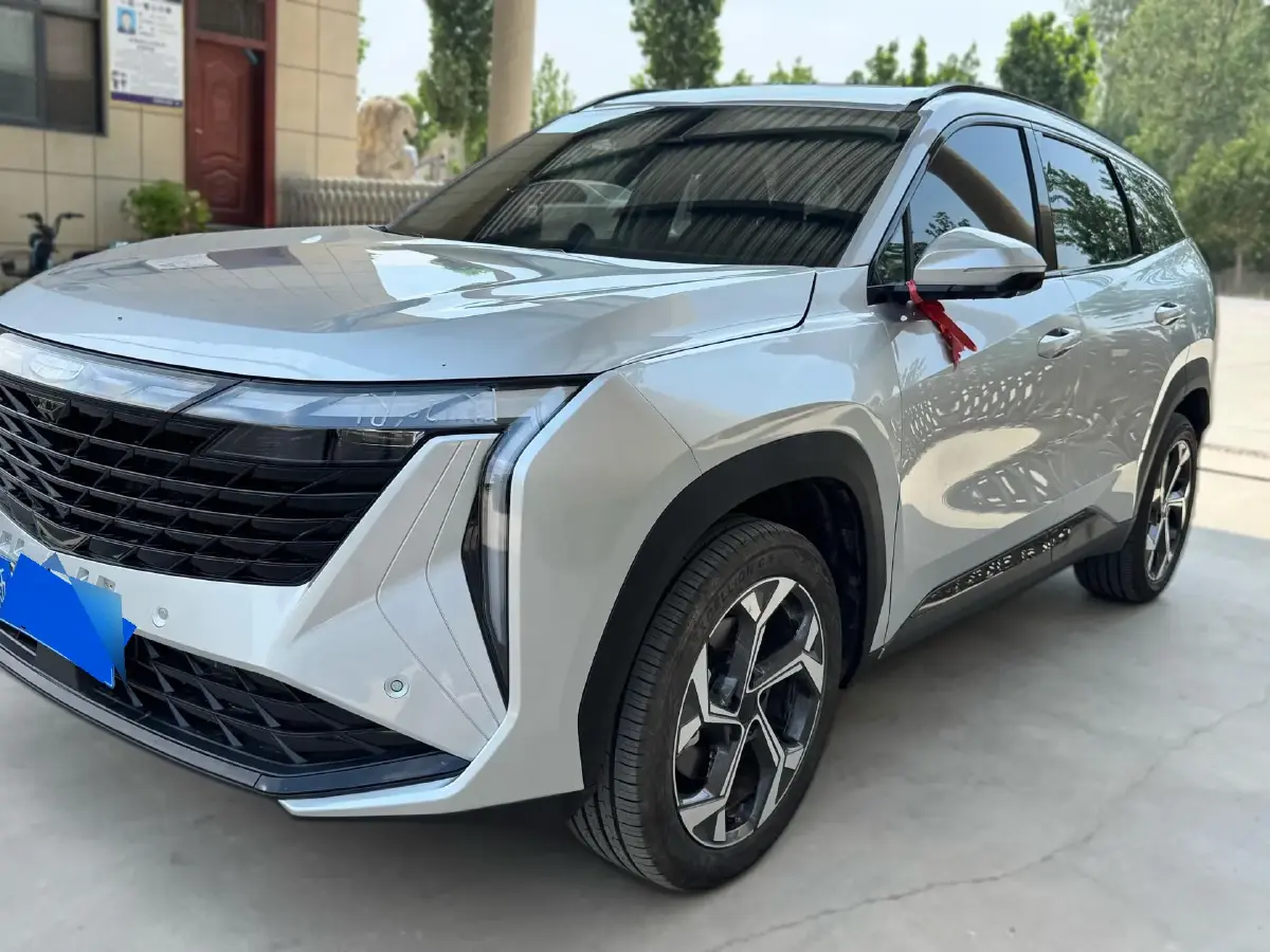 2023 Geely StarRay 1.5T 181HP L4 7DCT