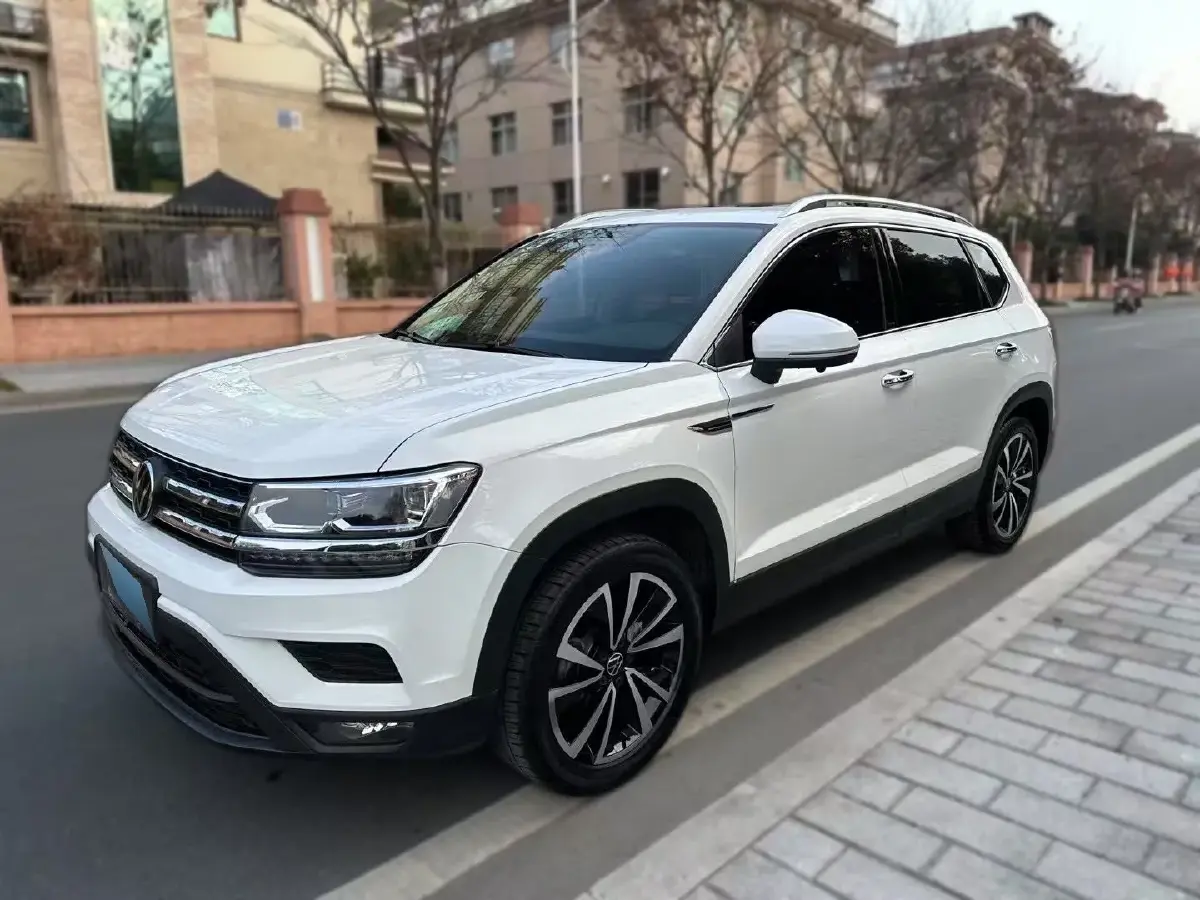 2021 Volkswagen Tharu 1.4T 150HP L4 7DCT