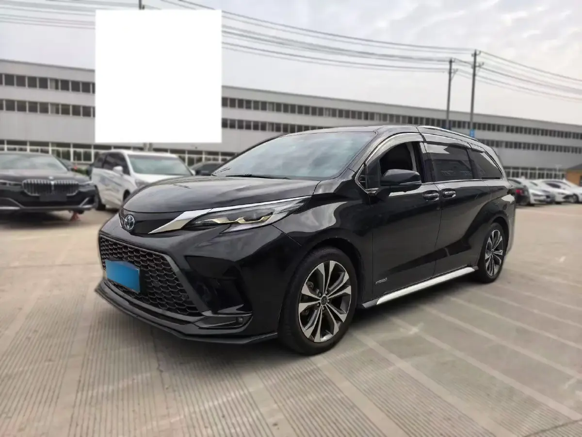 2023 Toyota Granvia 2.5L 189HP L4 E-CVT Hybrid