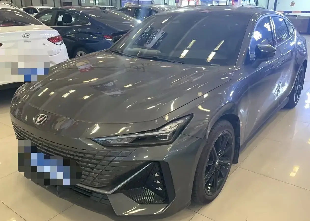 2023 ChangAn UNI-V 1.5T 188HP L4 7DCT