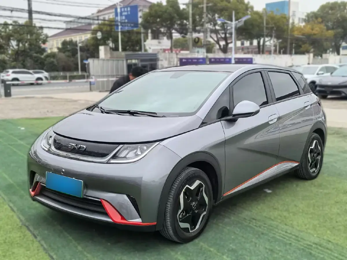 2023 BYD Dolphin BEV 44.928KWH