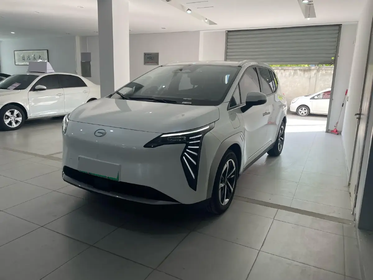 2025 Aion Y BEV 58.4KWH