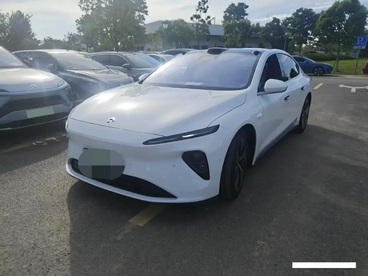 2024 NIO ET7 BEV 75KWH