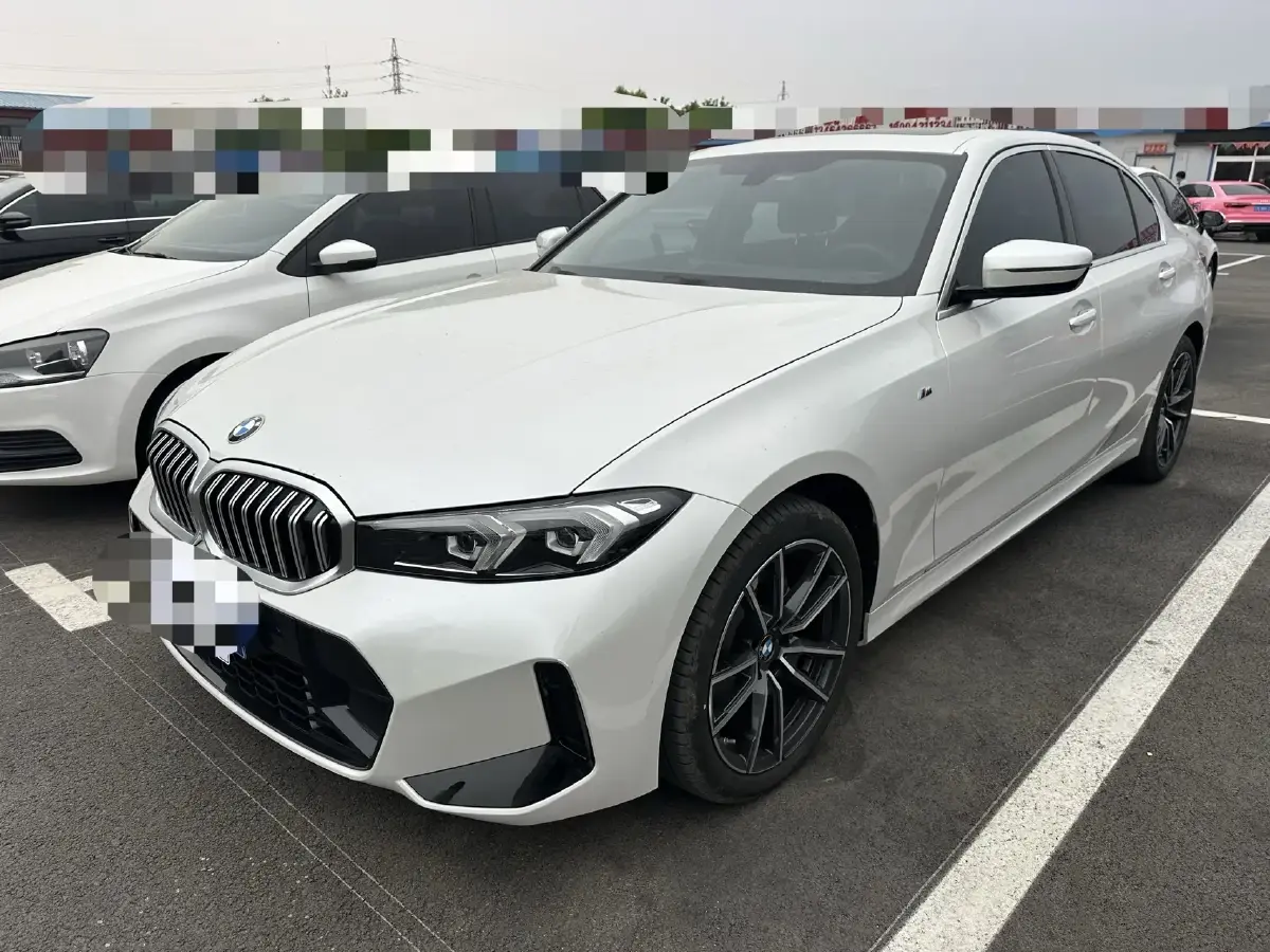 2024 BMW 3 Series 2.0T 156HP L4 8AT