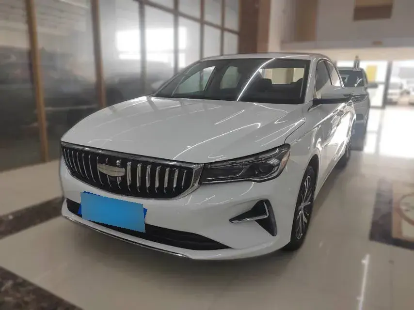 2025 Geely Emgrand 1.5L 127HP L4 CVT