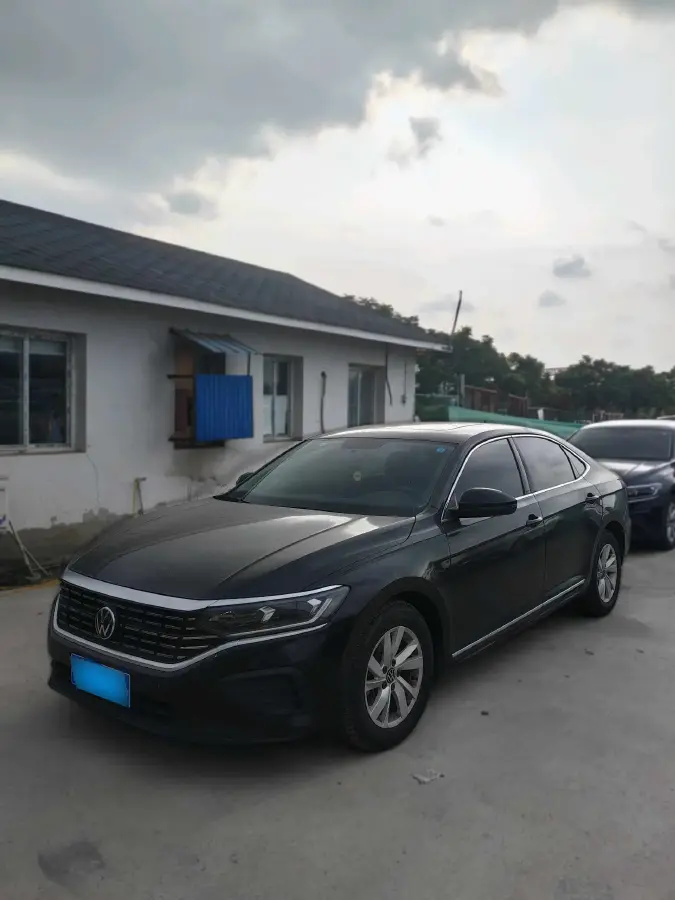 2022 Volkswagen Passat 1.4T 150HP L4 7DCT