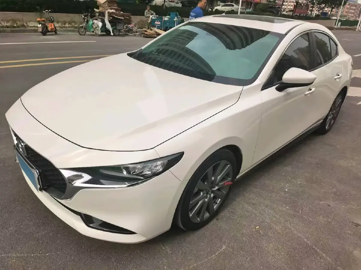 2022 Mazda 3 Axela 2.0L 158HP L4 6AT