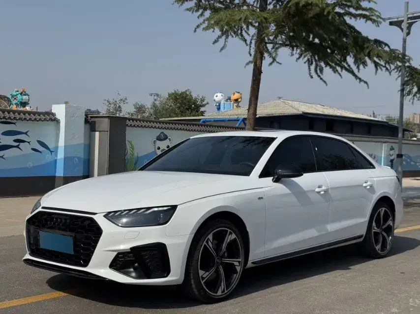 2024 Audi A4L 2.0T 190HP L4 7DCT