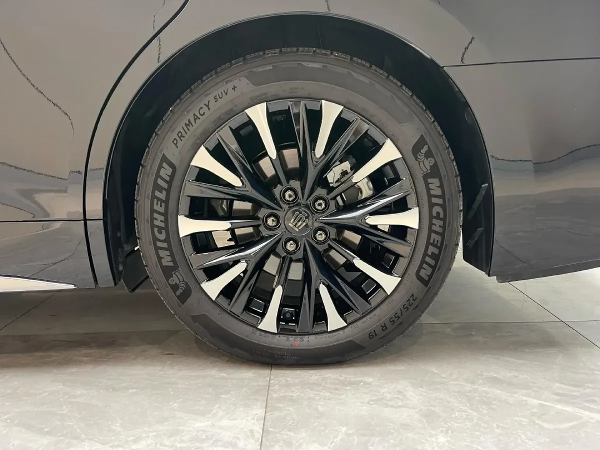 2024 Toyota Vellfire 2.5L 190HP L4 E-CVT Hybrid,autocango,china used car exporter,china ev exporter,chinese used car exporter,chinese used ev exporter