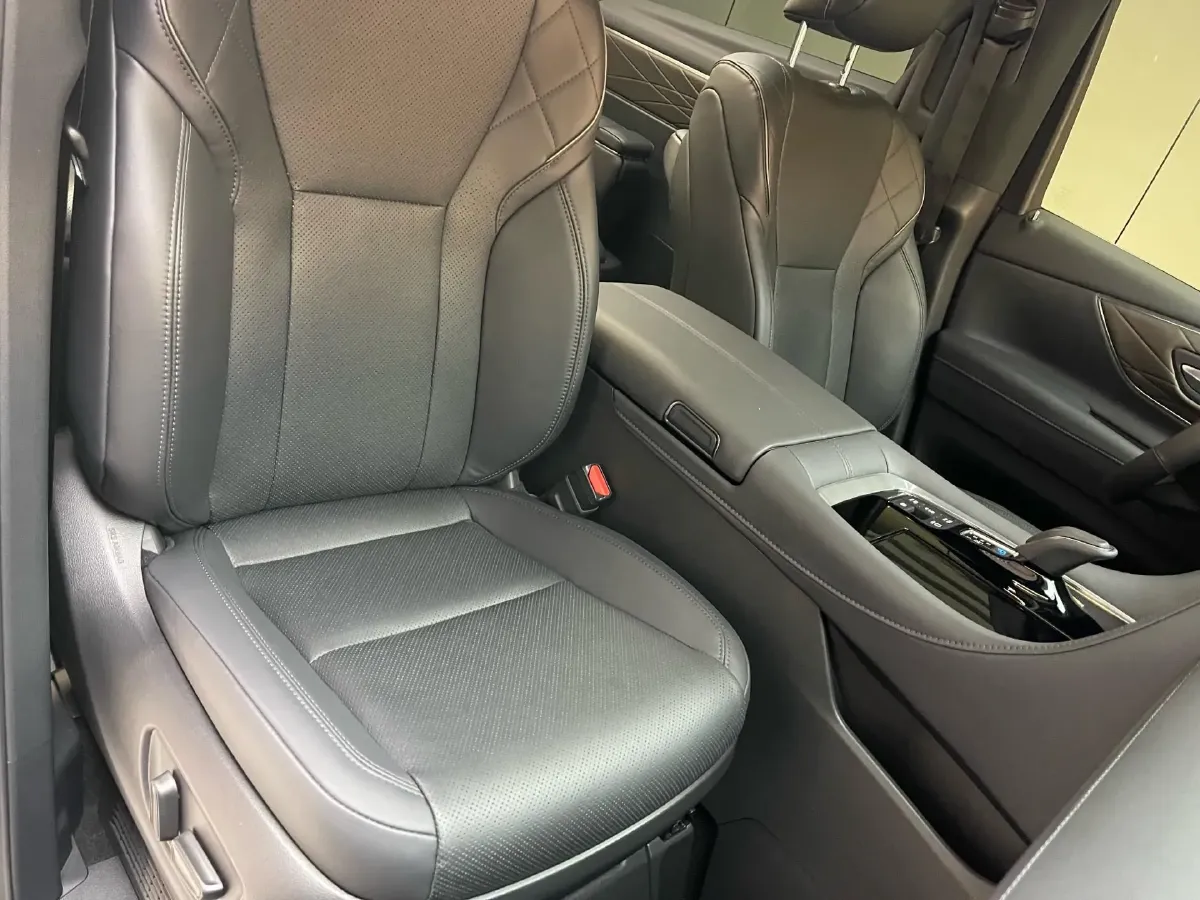 2024 Toyota Vellfire 2.5L 190HP L4 E-CVT Hybrid,autocango,china used car exporter,china ev exporter,chinese used car exporter,chinese used ev exporter