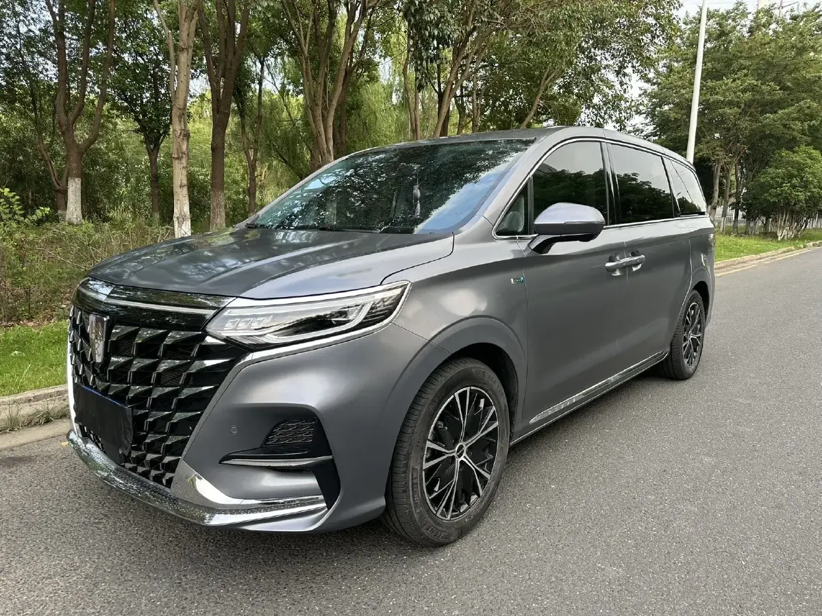 2021 Roewe iMAX8 2.0T 234HP L4 8AT