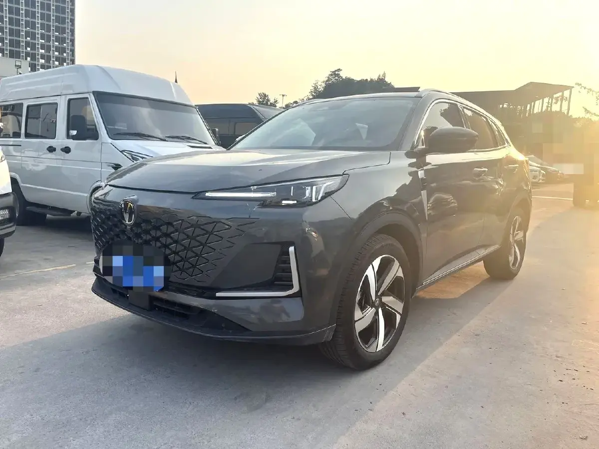2024 ChangAn X7 PLUS 1.5T 188HP L4 7DCT