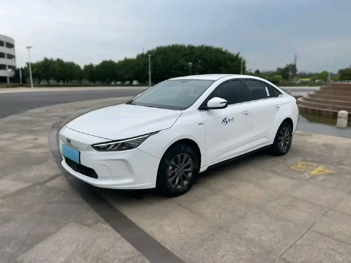 2022 Geometry A BEV 53KWH