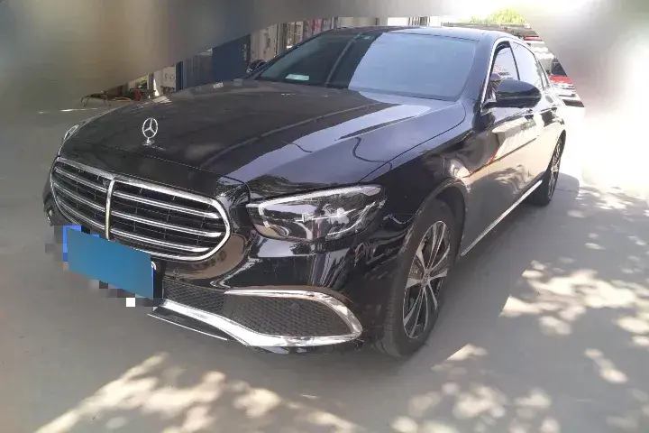 2022 Mercedes-Benz E Class 2.0T 211HP L4 9AT PHEV 25.4KWH