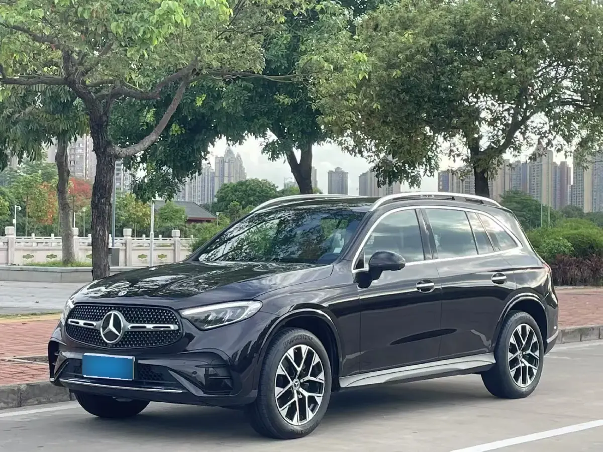 2023 Mercedes-Benz GLC Class 2.0T 204HP L4 9AT