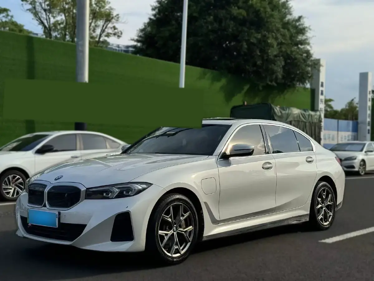 2022 BMW i3 BEV 70KWH