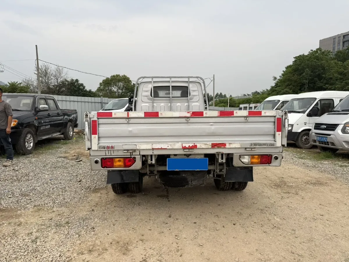 2023 WuLing Loong Truck 2.0L 136HP L4 5MT,autocango,china used car exporter,china ev exporter,chinese used car exporter,chinese used ev exporter