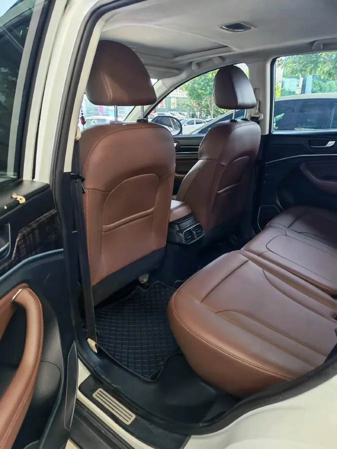 2024 MAXUS XinTu EV80 BEV 77KWH,autocango,china used car exporter,china ev exporter,chinese used car exporter,chinese used ev exporter