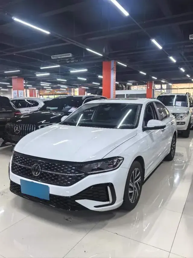 2024 Volkswagen Lavida 1.5L 110HP L4 6AT