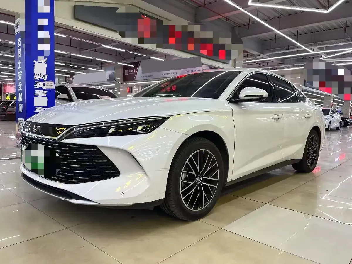 2024 BYD QinL 1.5L 101HP L4 E-CVT PHEV 15.87KWH