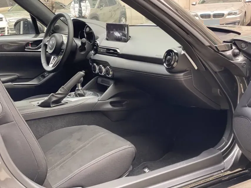 2023 BMW 3.0T 333HP L6 8AT,autocango,china used car exporter,china ev exporter,chinese used car exporter,chinese used ev exporter