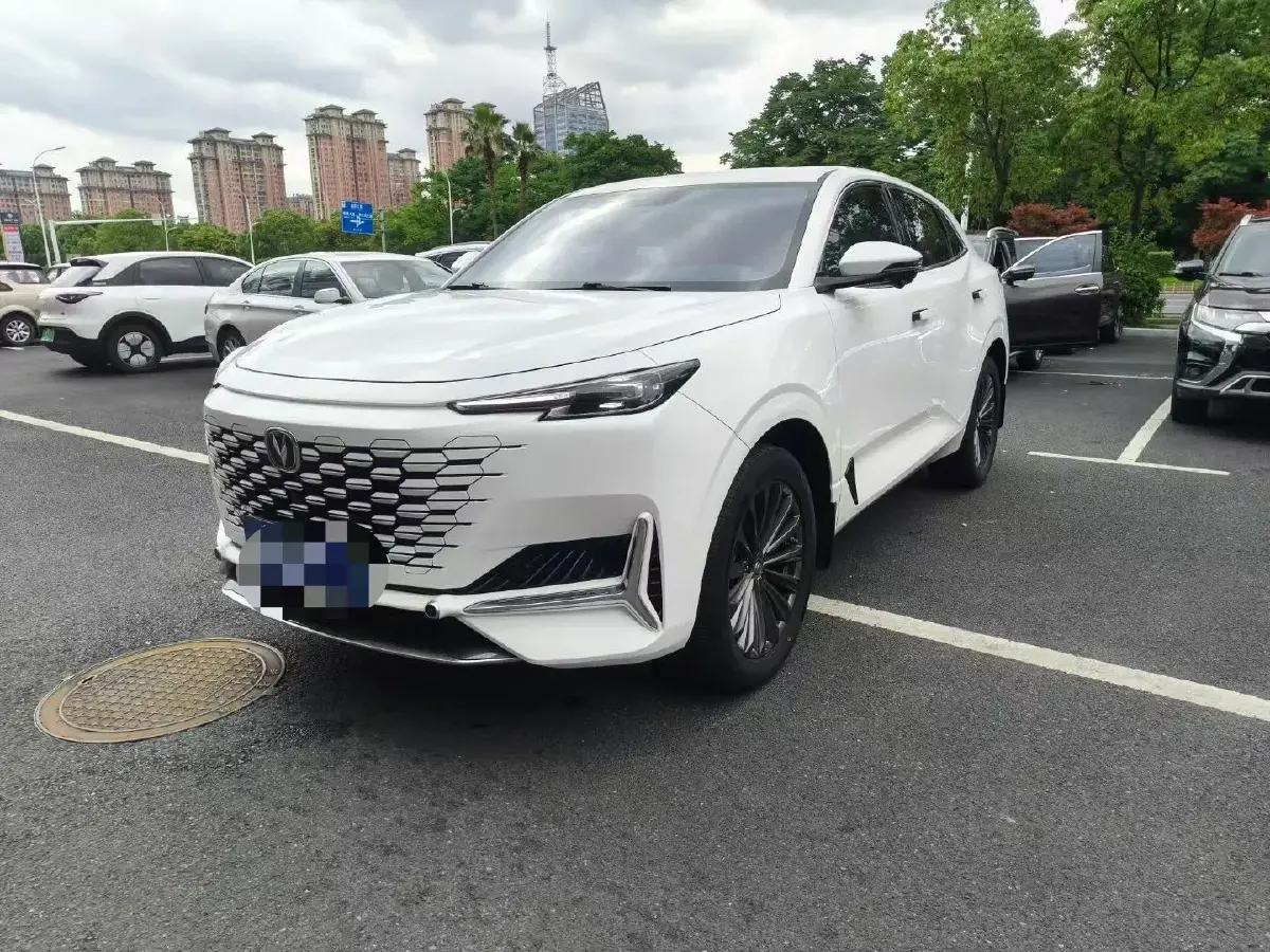 2021 ChangAn UNI-K 2.0T 233HP L4 8AT