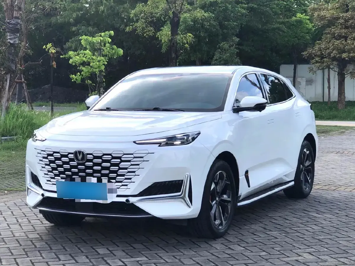 2022 ChangAn UNI-K iDD 1.5T 170HP L4 6TCT PHEV 30.74KWH