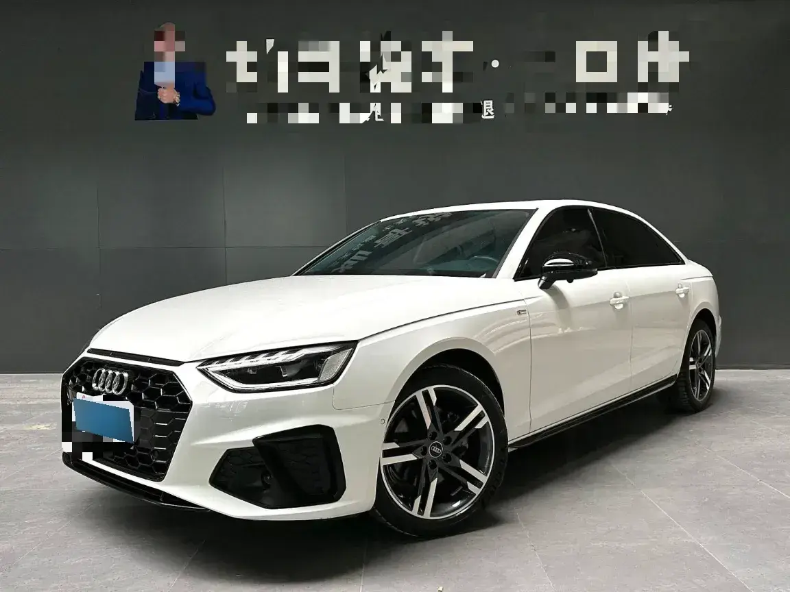 2022 Audi A4L 2.0T 190HP L4 7DCT