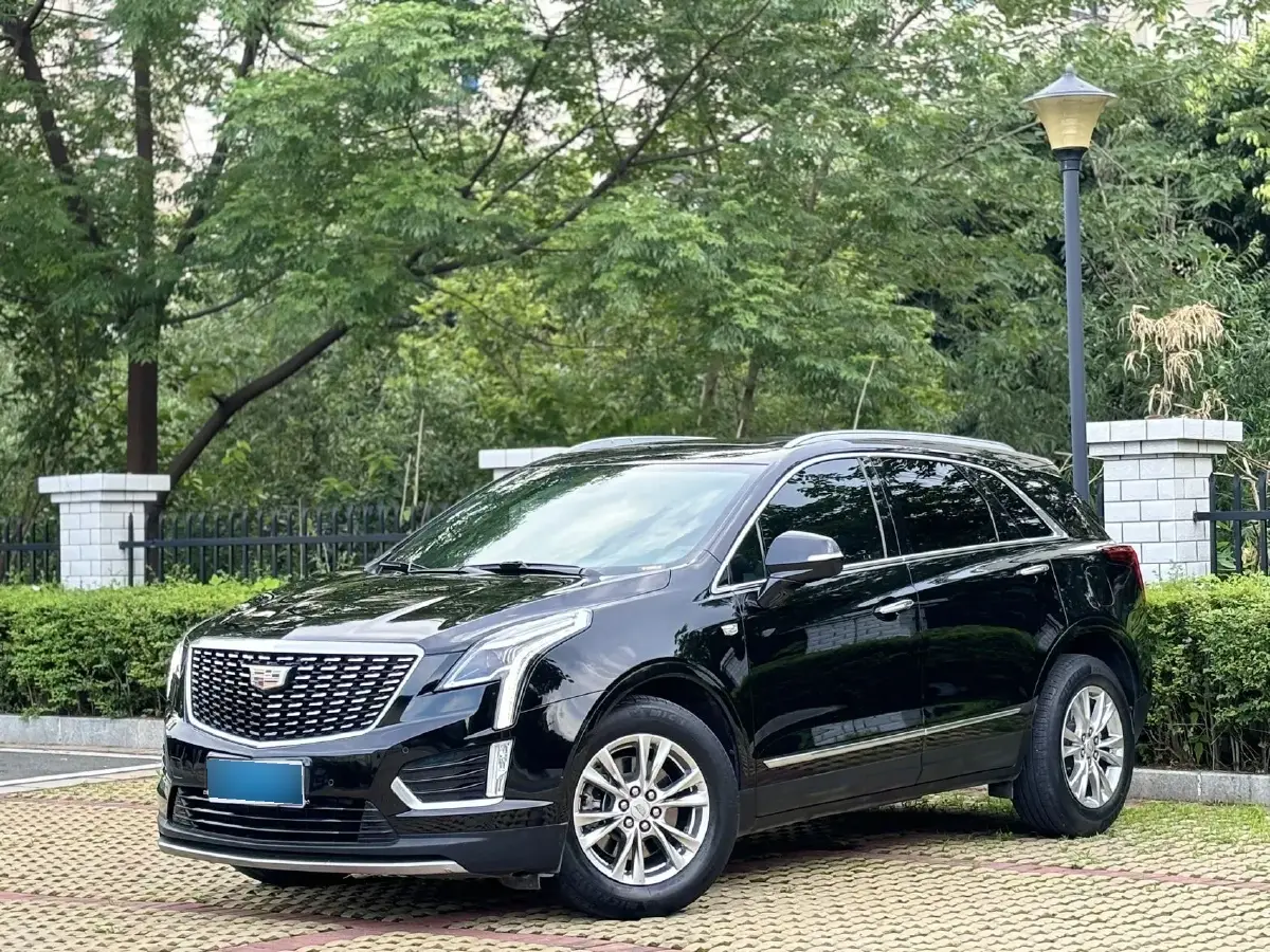 2021 Cadillac XT5 2.0T 237HP L4 9AT