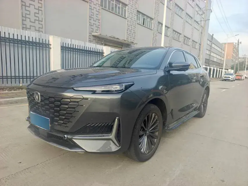 2021 ChangAn UNI-K 2.0T 233HP L4 8AT