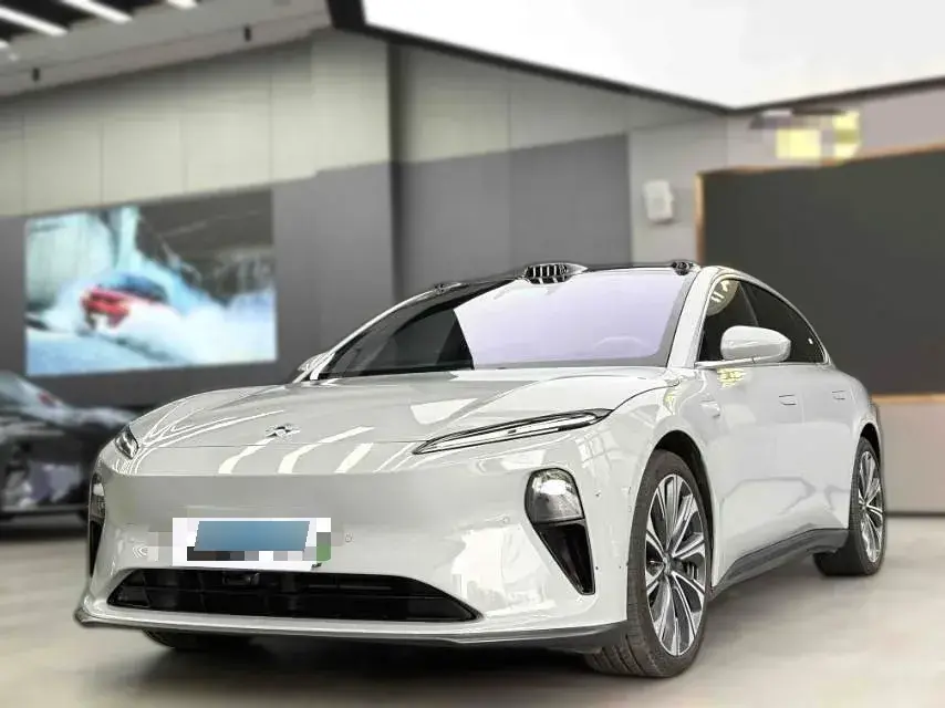 2024 NIO ET5T BEV 75KWH