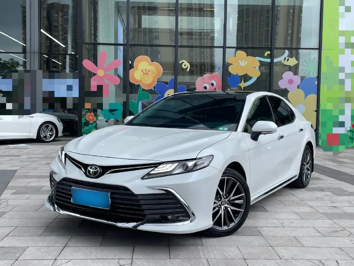 2023 Toyota Camry 2.5L 207HP L4 8AT