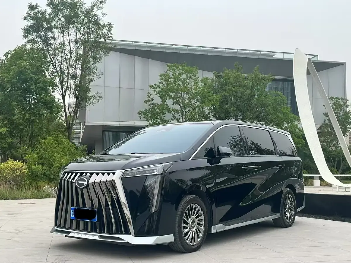 2023 GAC Trumpchi M8 2.0T 252HP L4 8AT