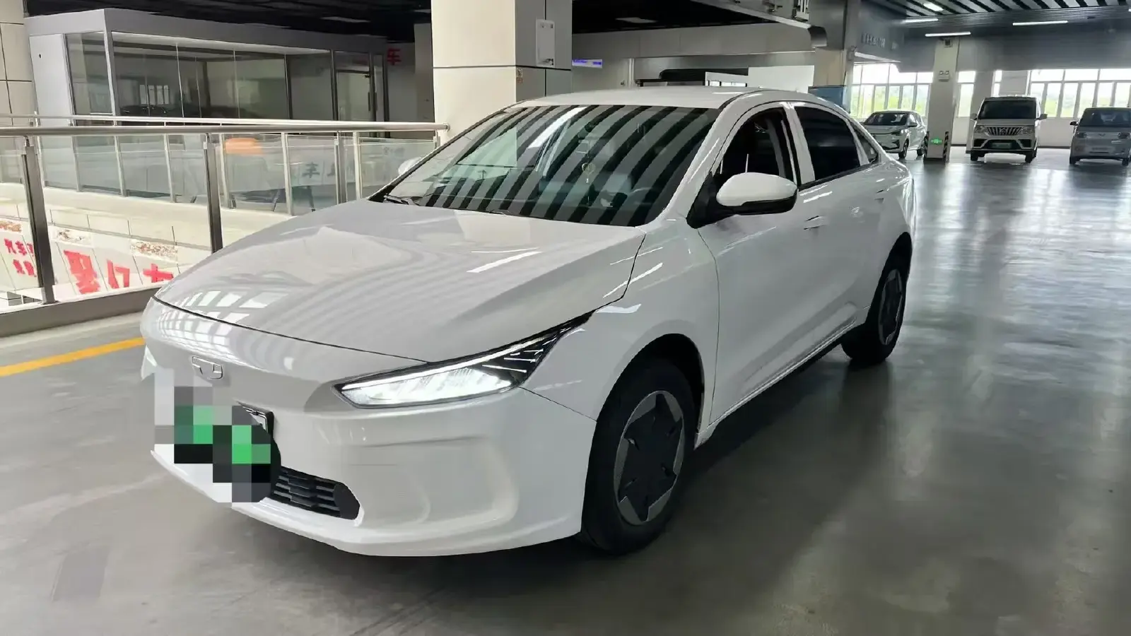 2024 Geometry G6 BEV 53.4KWH