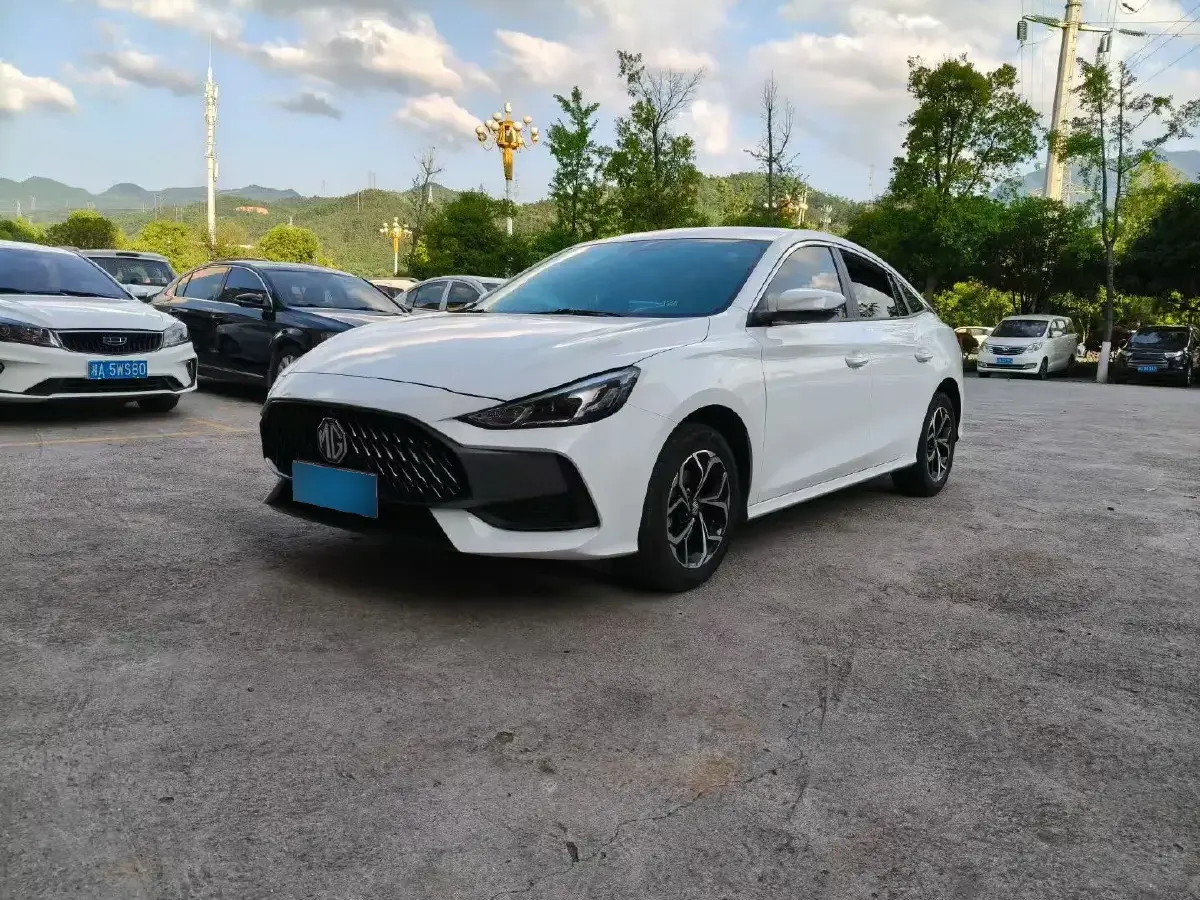 2023 MG 5 1.5L 129HP L4 5MT