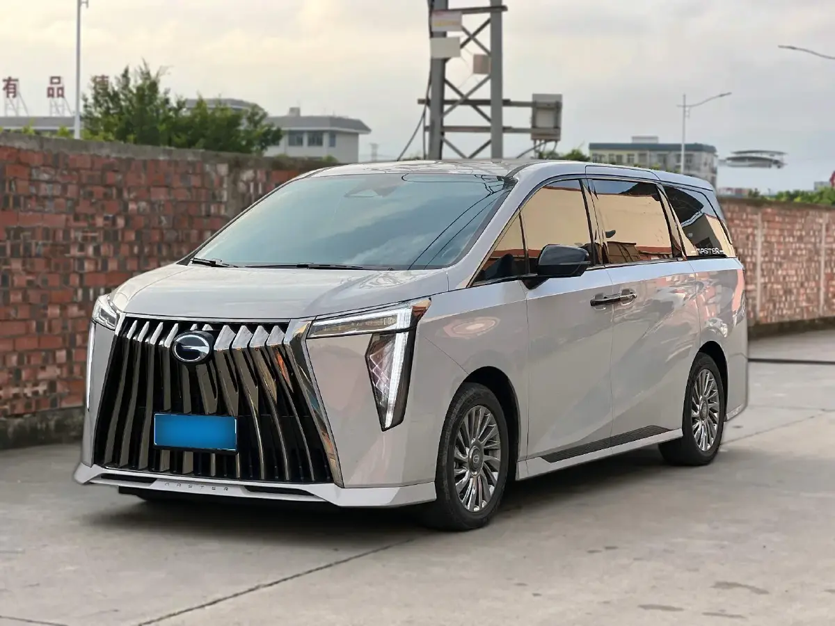 2025 GAC Trumpchi M8 2.0T 190HP L4 2DHT Hybrid