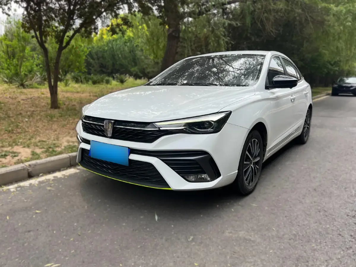 2021 Roewe i5 1.5L 120HP L4 CVT