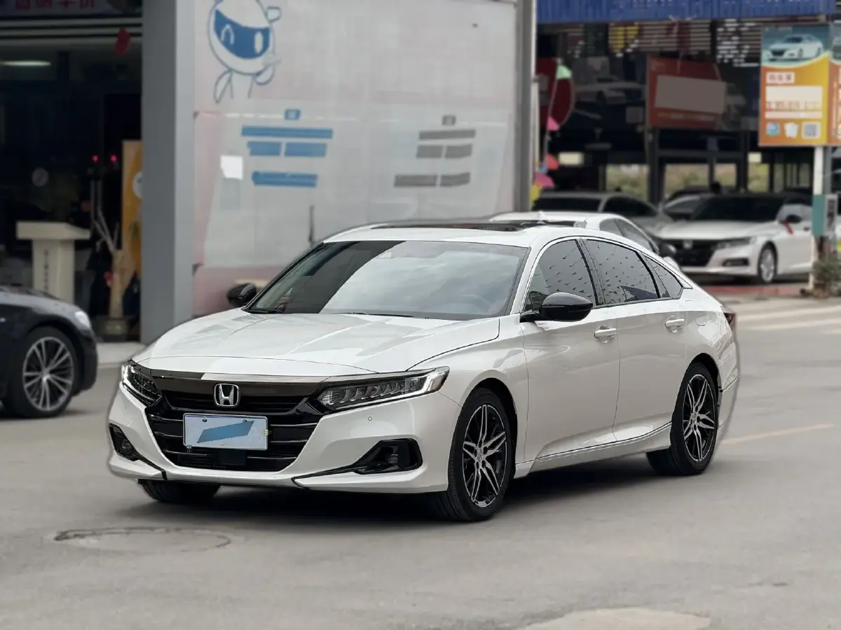 2022 Honda Accord 1.5T 194HP L4 CVT