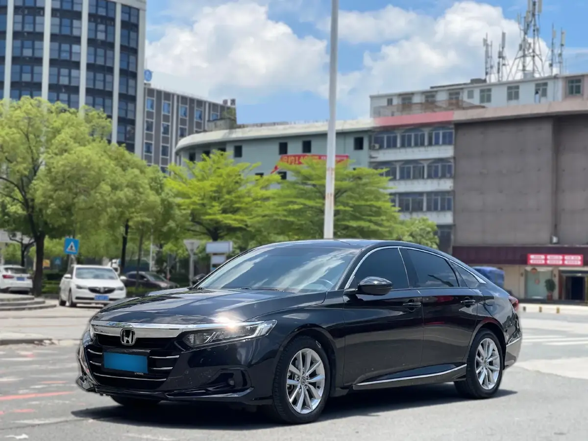 2022 Honda Accord 1.5T 194HP L4 CVT