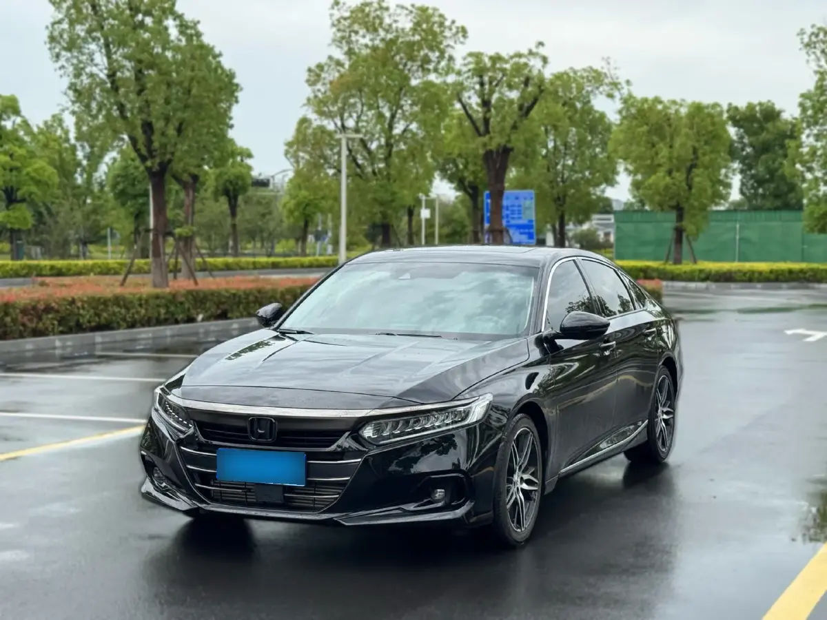 2022 Honda Accord 1.5T 194HP L4 CVT