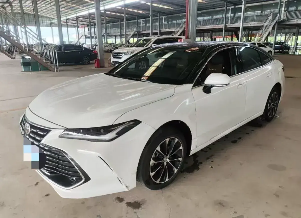 2023 Toyota Avalon 2.0L 177HP L4 CVT